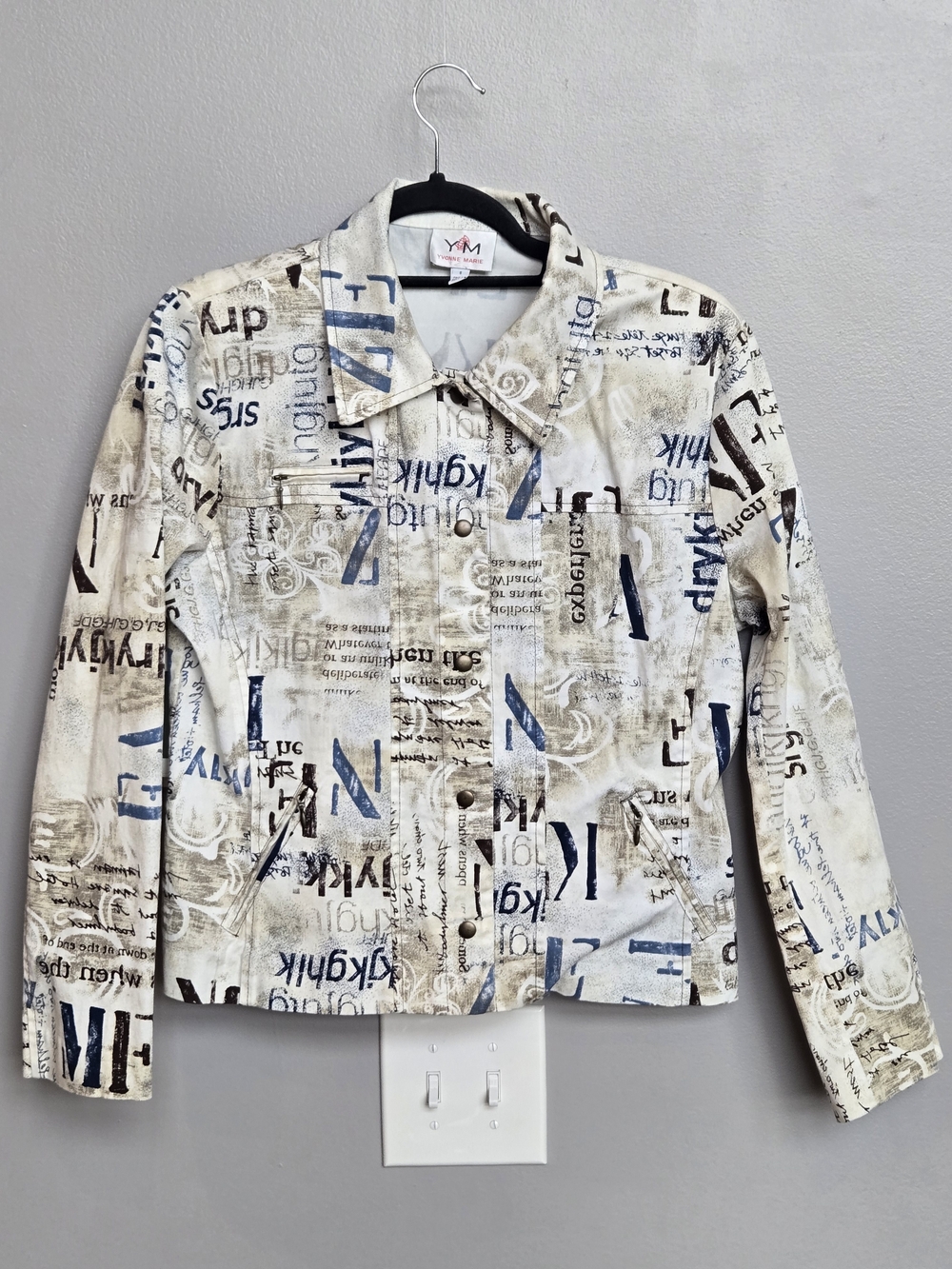 ​VTG Yvonne Marie Newsprint Denim Jacket Canada Graffiti Letter Print Sz 8